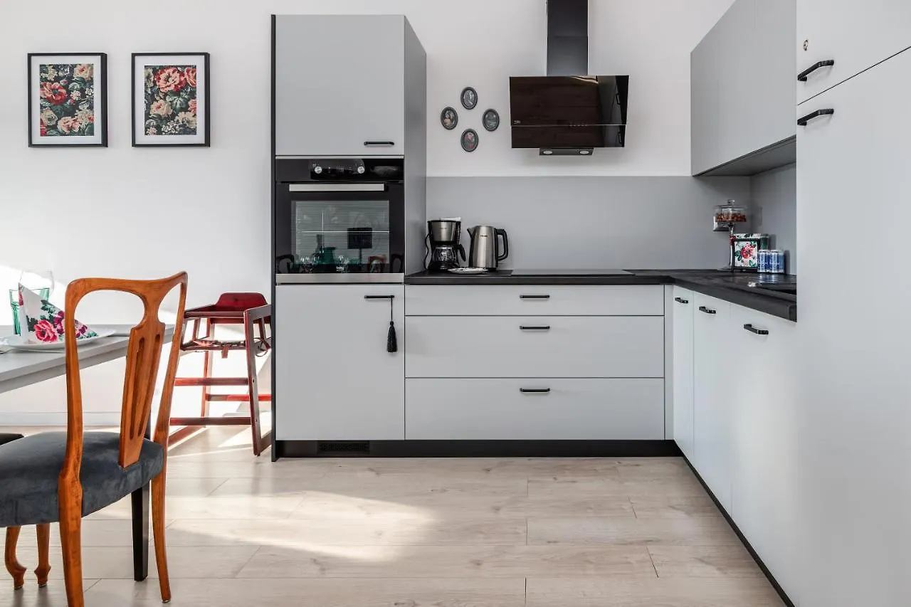 Apartament Retro Apartament Cztery Pory Roku by Renters Kołobrzeg
