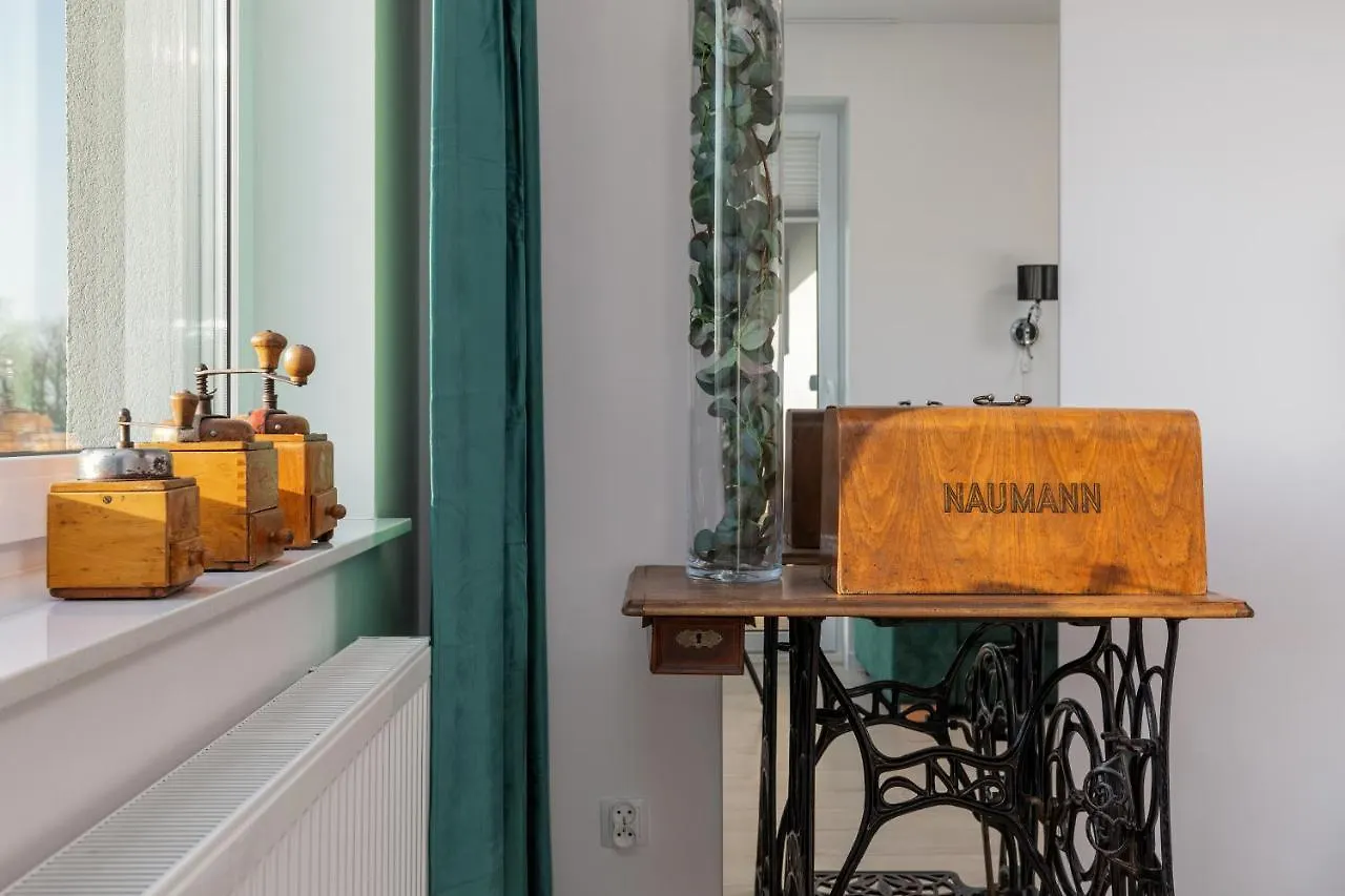 Apartament Retro Apartament Cztery Pory Roku by Renters Kołobrzeg Polska