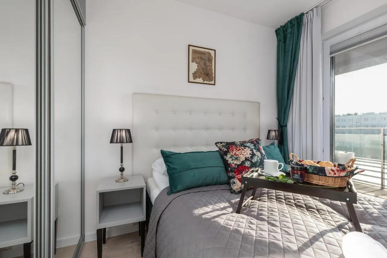 Apartament Retro Apartament Cztery Pory Roku by Renters Kołobrzeg